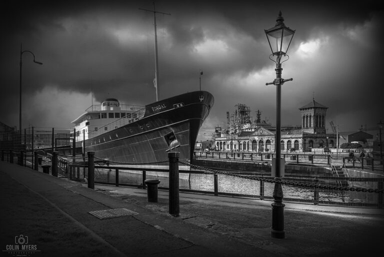 Fingal (The Shore, Leith) – Black & White
