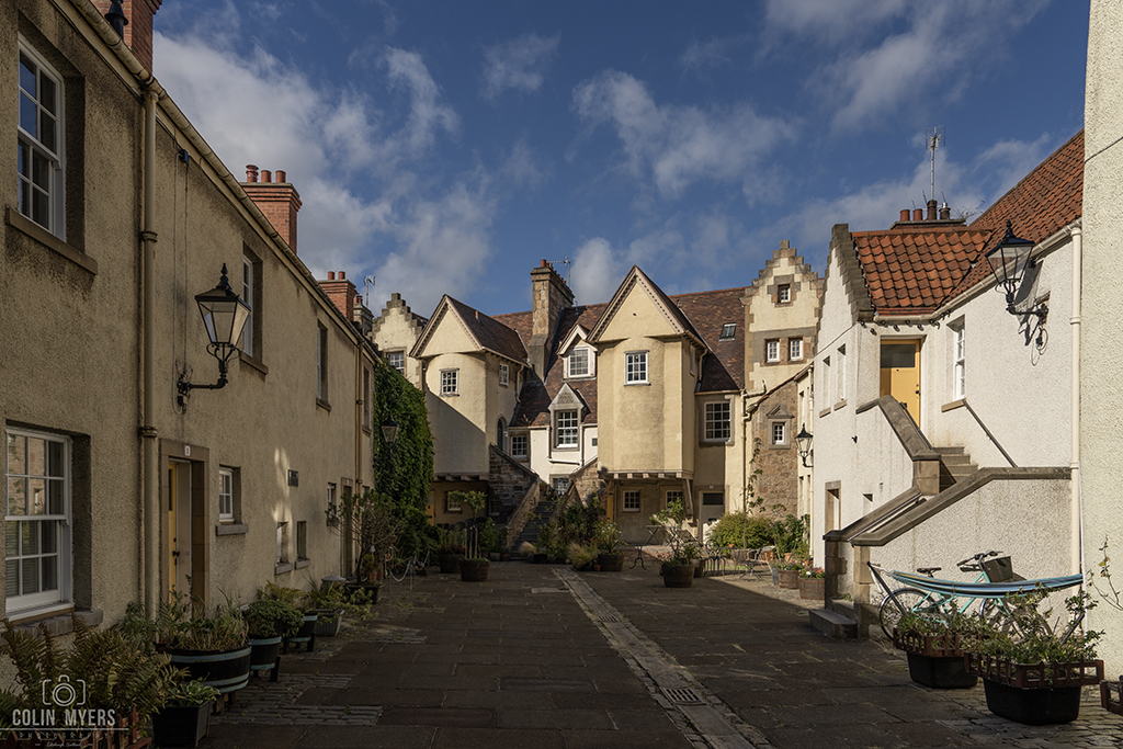 White Horse Close